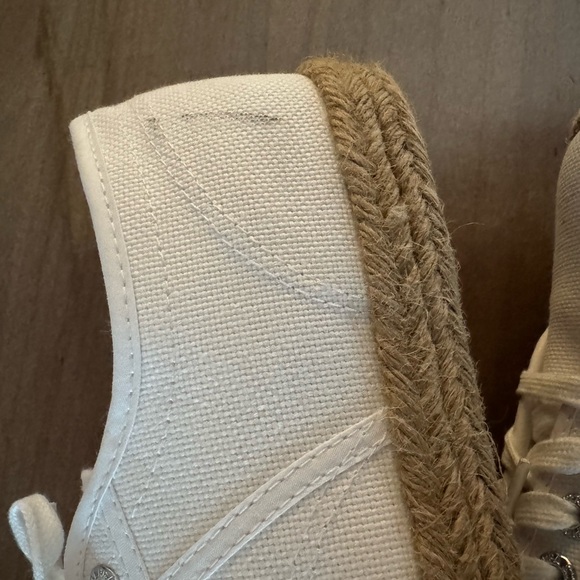 New in box! Superga women’s espadrille sneakers size 9 never worn updated photos - Picture 3 of 15